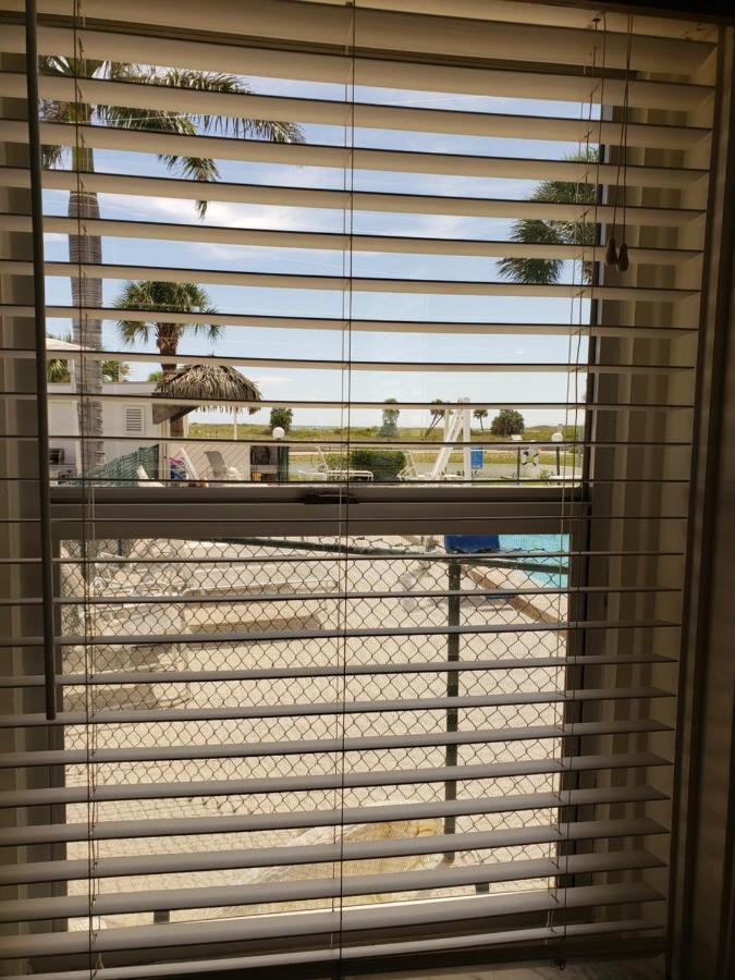 Arvilla Resort St. Pete Beach Bagian luar foto