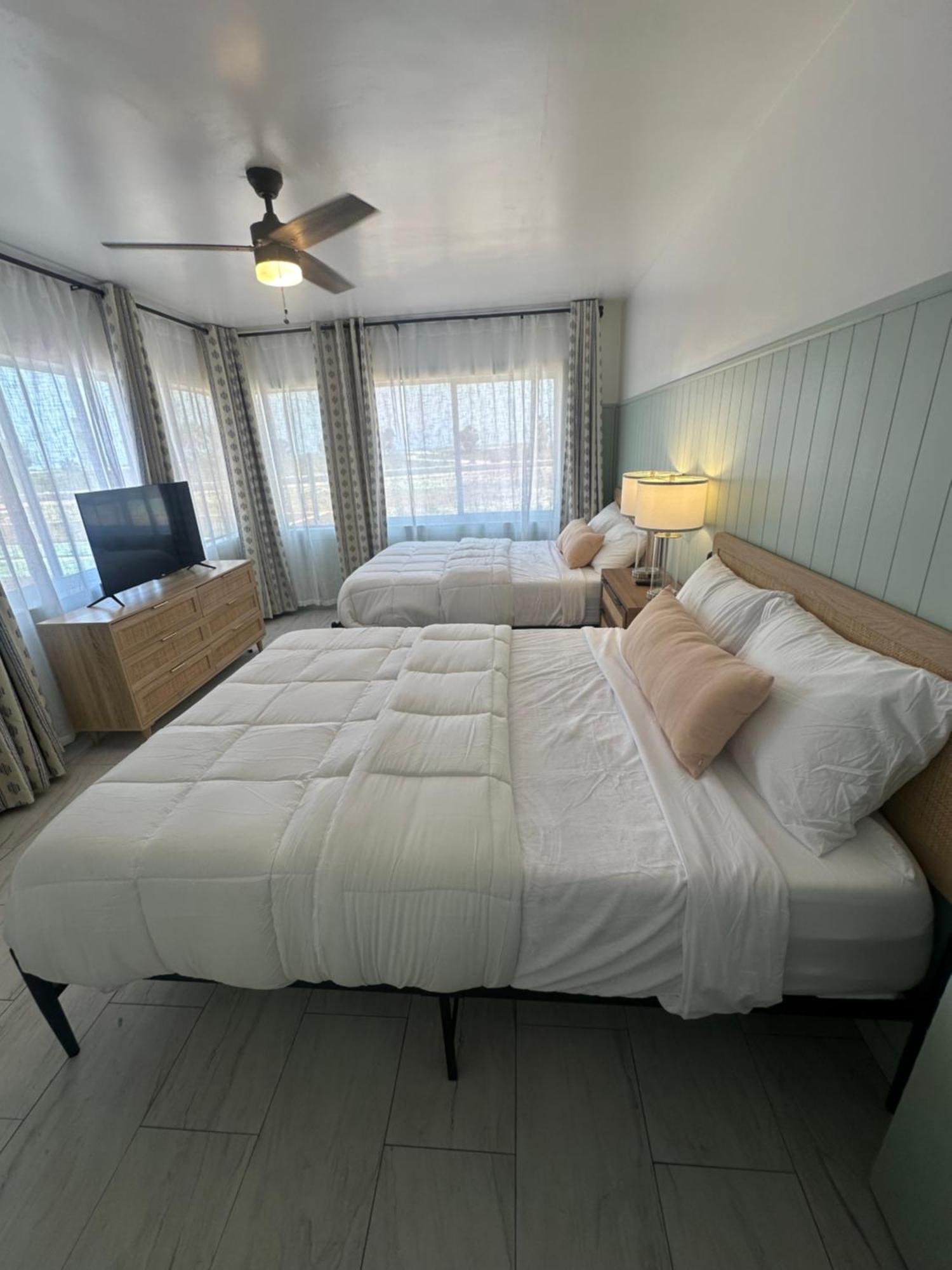 Arvilla Resort St. Pete Beach Bagian luar foto