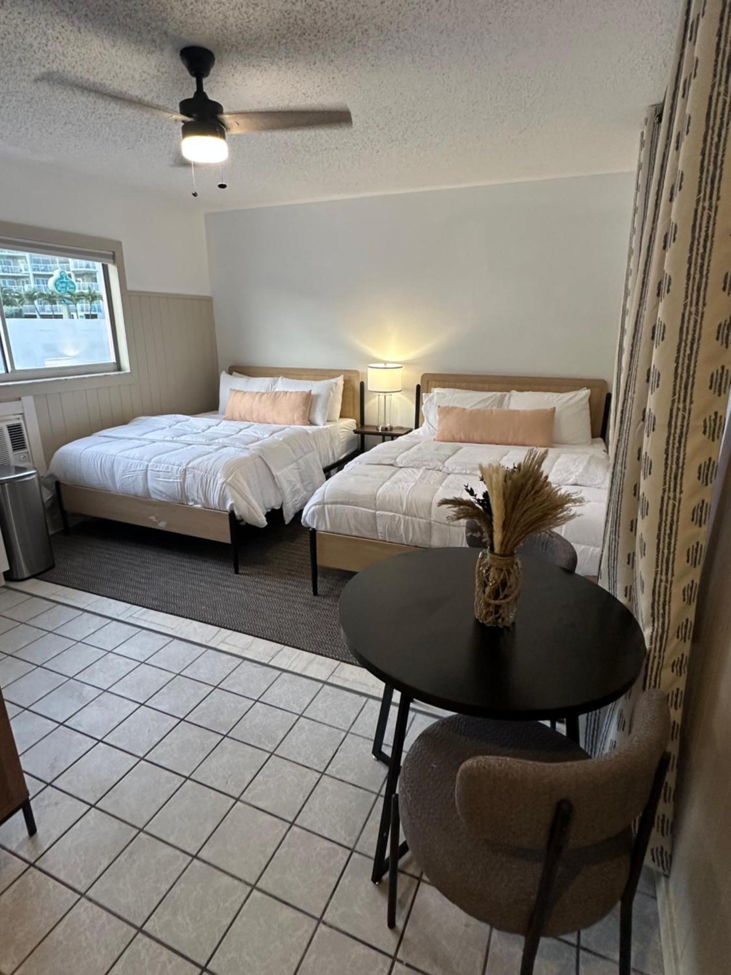 Arvilla Resort St. Pete Beach Bagian luar foto