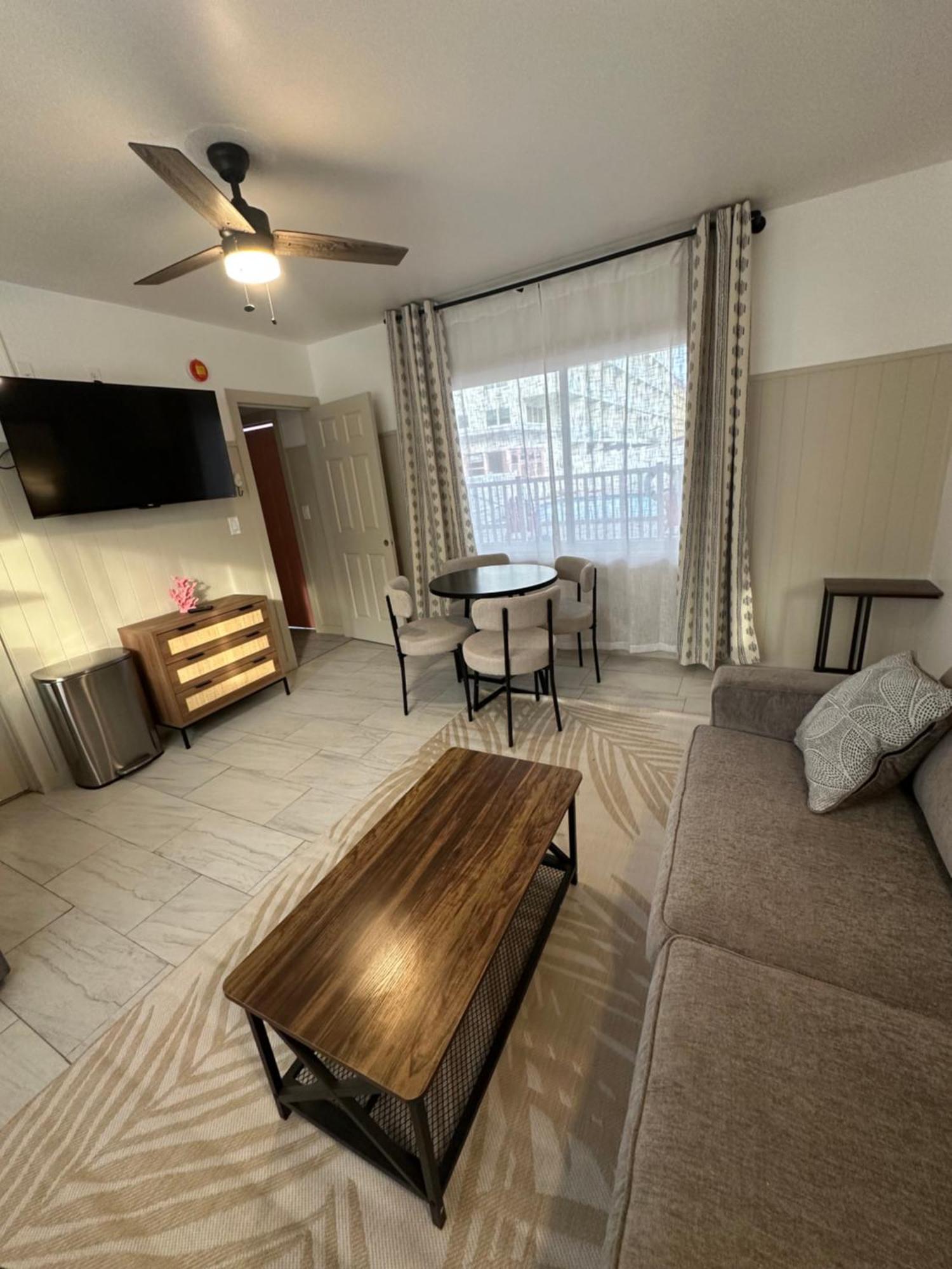 Arvilla Resort St. Pete Beach Bagian luar foto