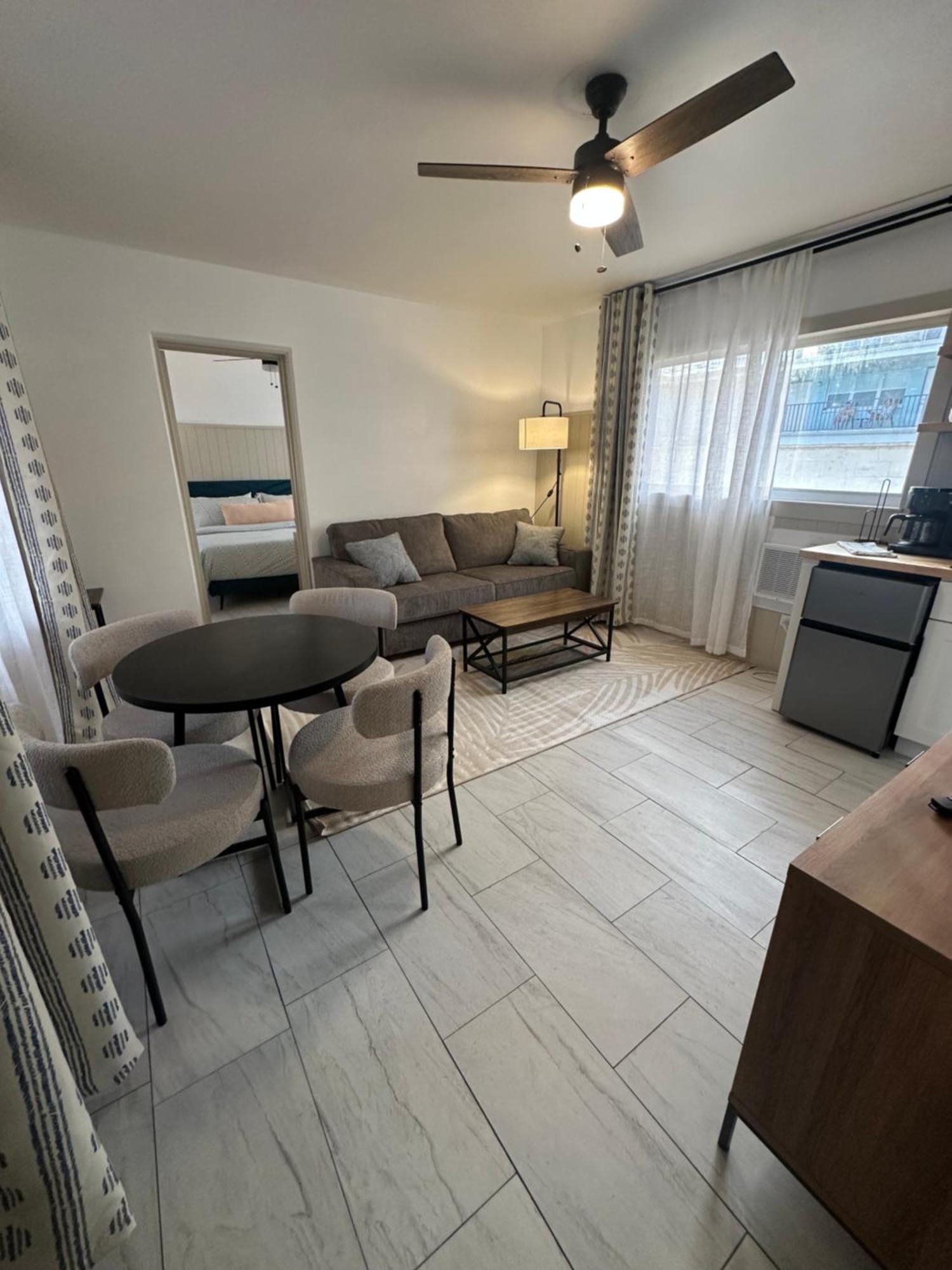 Arvilla Resort St. Pete Beach Bagian luar foto