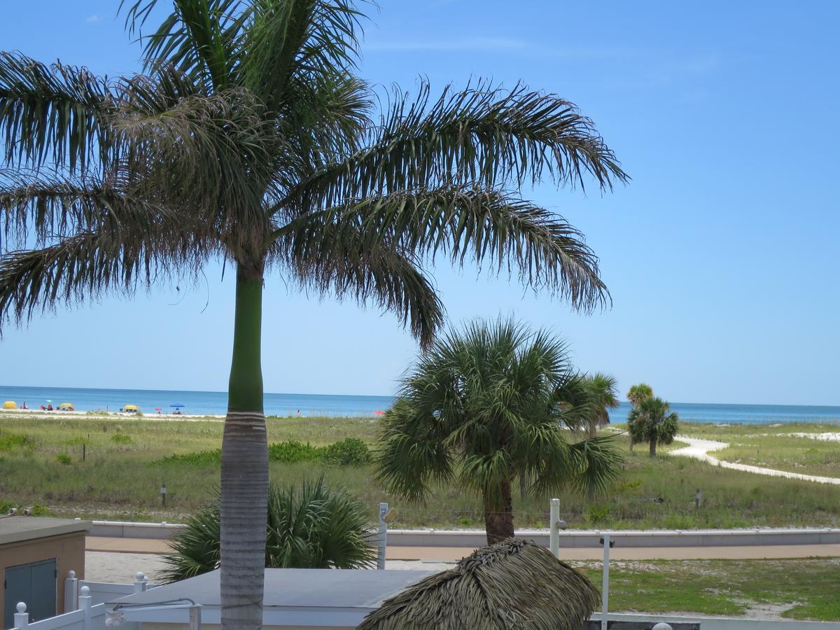 Arvilla Resort St. Pete Beach Bagian luar foto