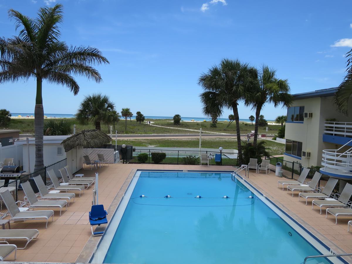 Arvilla Resort St. Pete Beach Bagian luar foto