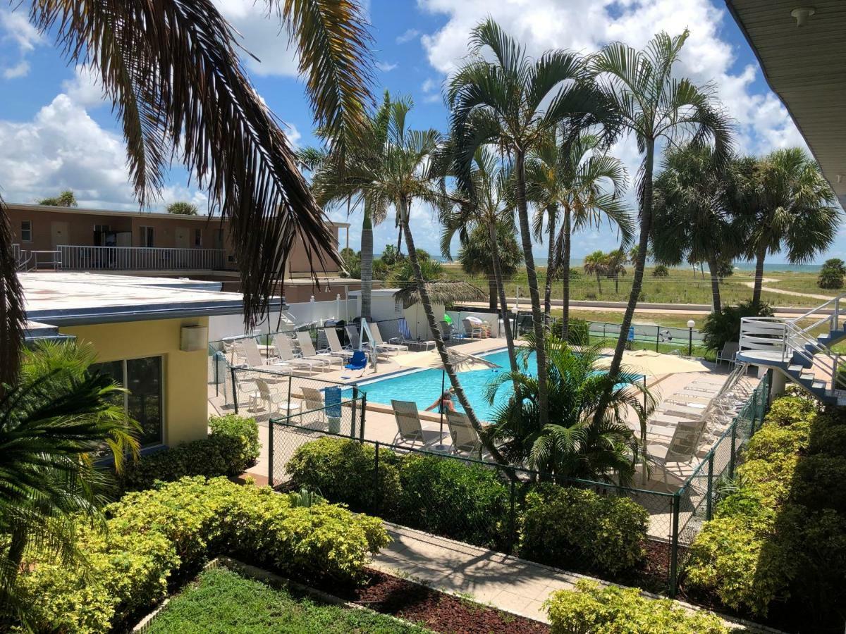 Arvilla Resort St. Pete Beach Bagian luar foto